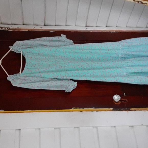 AND sz small multi tiered cottagecore midi/maxi length floral dress - Picture 6 of 6